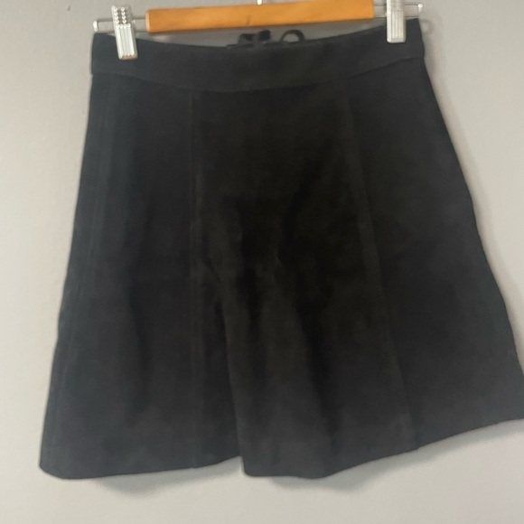 Free People Wild West Embroidered Suede Mini Skirt in Black and Gold. X-Small - Picture 9 of 12